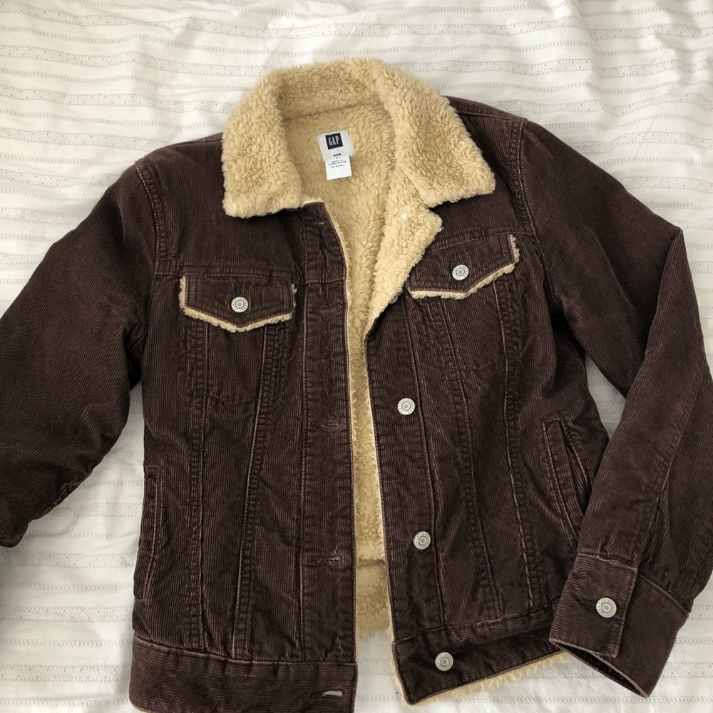 Women’s GAP corduroy Sherpa-lined jacket